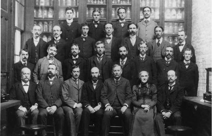 Ellen Swallow Richards with MIT Chemistry staff, 1900