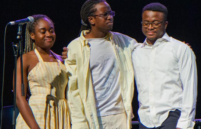 Bukunmi Shodipo, Irura Nyiha , and Jean Billa in "Nkrumah's Last Day," 2022