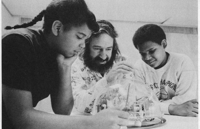 Seymour Papert and The Turtle, ca. 1968