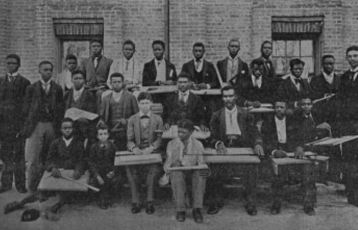 Robert Taylor with students at Tuskegee Institute, circa 1897