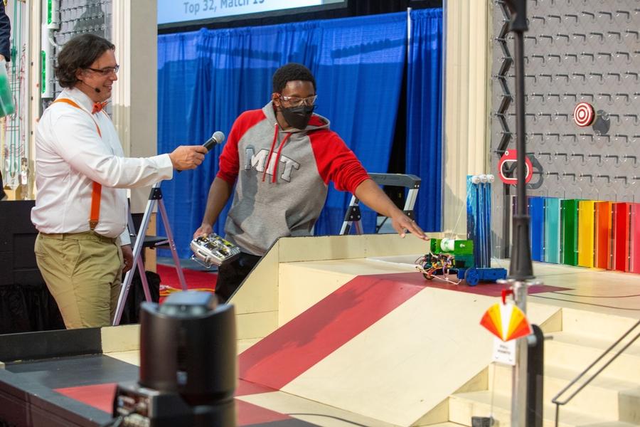 Brandon Worrell and Amos Winter at 2.007 Robot Competition, 2022